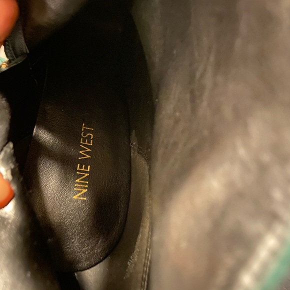 Dark Green Ninewest Bootie Size 11 - Picture 11 of 12